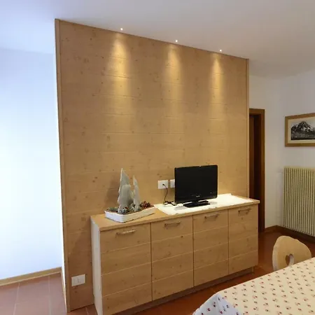 Continental 102 - 4 Beds דירה סאן ויטו די קדורה